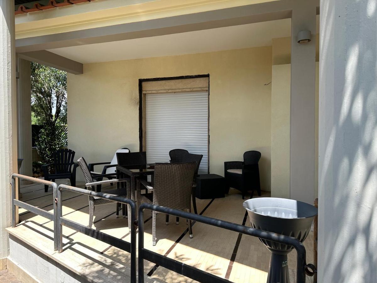 Comforthouse Lavilla ลาดิสโปลี ภายนอก รูปภาพ
